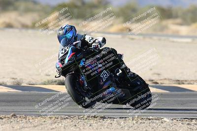 media/Dec-07-2025-CVMA (Sun) [[3e7d2de5dc]]/Race 10-Formula 40 Open/